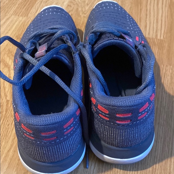 Under Armour Blue and Red Athletic Shoes - Picture 2 of 9